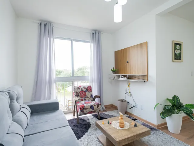 Apartamento com 62m² 2 quartos e 1 banheiro, para alugar, no bairro Centro em Pelotas