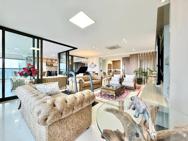 Apartamento com 433m² 3 quartos e 5 banheiros, à venda, no bairro Gleba Palhano em Londrina