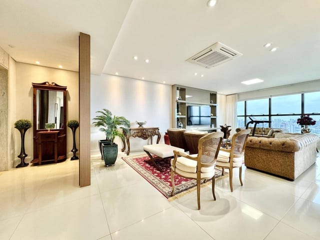 Apartamento com 433m² 3 quartos e 5 banheiros, à venda, no bairro Gleba Palhano em Londrina