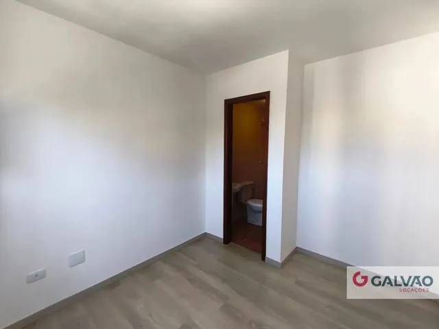 Apartamento 1 quarto e 1 banheiro, para alugar, no bairro Centro em Curitiba