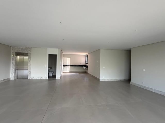 Apartamento com 450m² 4 quartos e 6 banheiros, à venda, no bairro Nova Prochet em Londrina