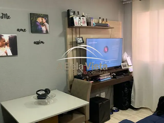 Apartamento 2 quartos e 1 banheiro, à venda ou para alugar, no bairro Jardim do Lago em São Paulo