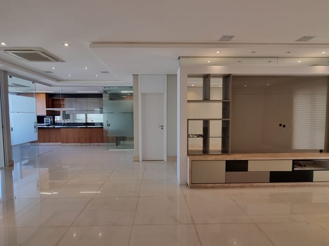 Apartamento 3 quartos e 5 banheiros, à venda, no bairro Gleba Palhano em Londrina