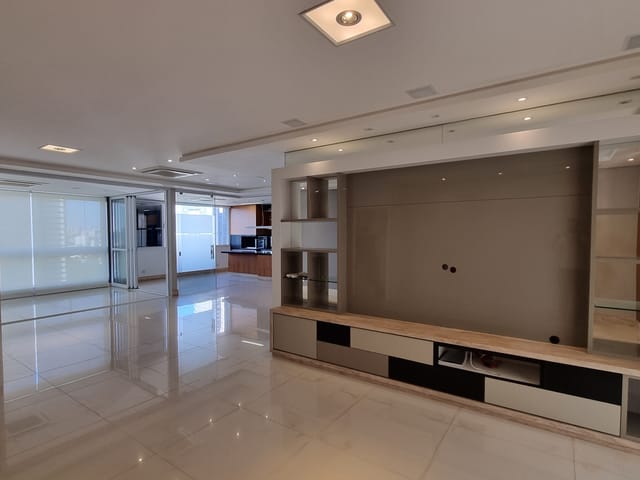 Apartamento 3 quartos e 5 banheiros, à venda, no bairro Gleba Palhano em Londrina