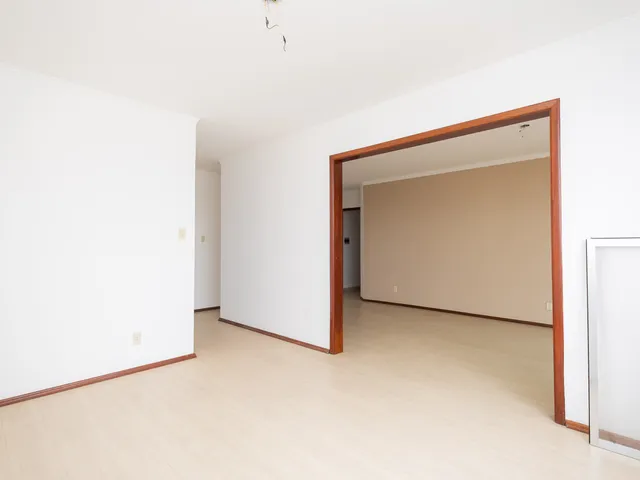 Apartamento com 196m² 3 quartos e 4 banheiros, à venda, no bairro Centro em Pelotas