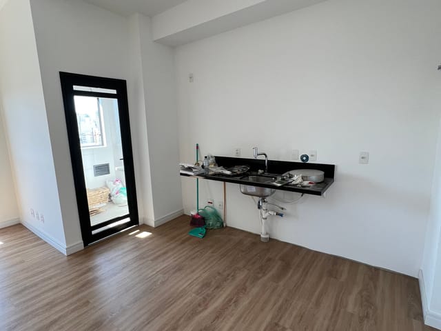 Apartamento com 143m² 2 quartos e 2 banheiros, à venda ou para alugar, no bairro Cerqueira César em São Paulo
