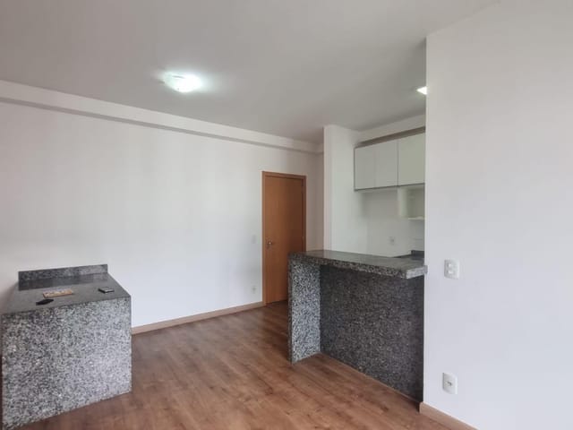 Apartamento 3 quartos e 2 banheiros, à venda, no bairro Gleba Palhano em Londrina