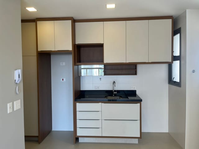 Apartamento com 231m² 2 quartos e 3 banheiros, para alugar, no bairro Bela Suiça em Londrina