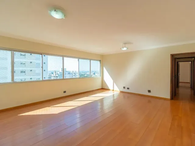 Apartamento 3 quartos e 1 banheiro, para alugar, no bairro Rebouças em Curitiba