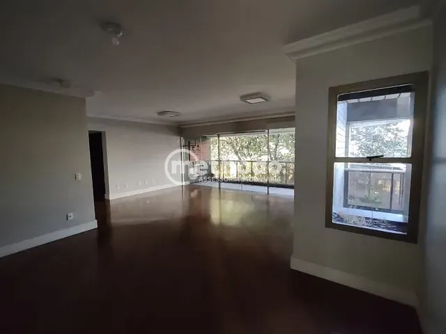 Apartamento com 220m² 3 quartos e 4 banheiros, à venda, no bairro Cambuí em Campinas