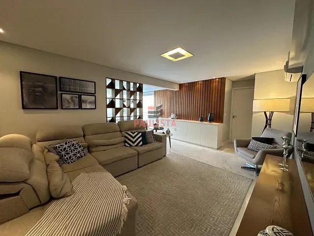 Apartamento 3 quartos e 3 banheiros, à venda, no bairro Chácara Inglesa em Rua Jaci