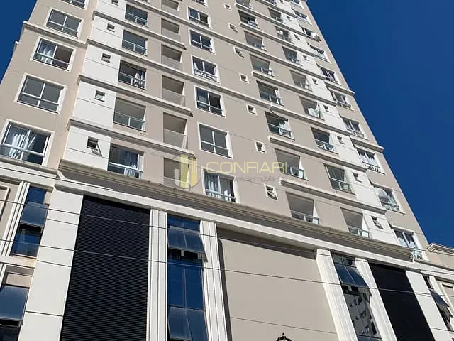 Apartamento 2 quartos e 3 banheiros, para alugar, no bairro Morretes em Itapema
