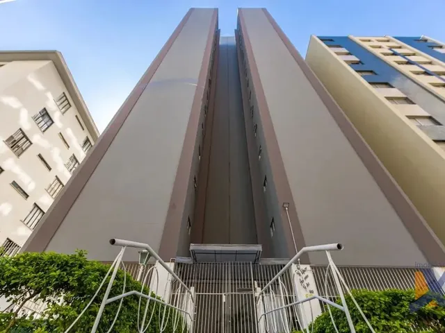 Apartamento 2 quartos e 1 banheiro, para alugar, no bairro Água Verde em Curitiba