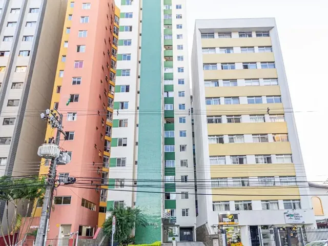 Apartamento 1 quarto e 1 banheiro, para alugar, no bairro Cristo Rei em Curitiba