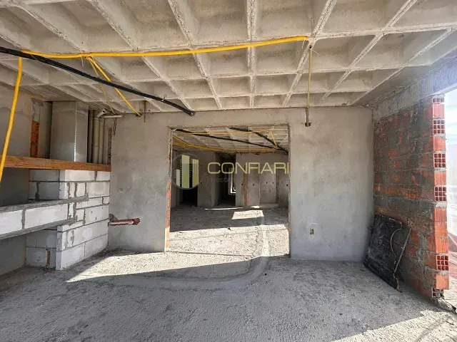 Apartamento 3 quartos e 4 banheiros, à venda, no bairro CENTRO em Itapema