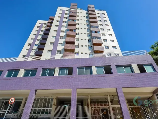 Apartamento 3 quartos e 2 banheiros, à venda ou para alugar, no bairro Portão em Curitiba