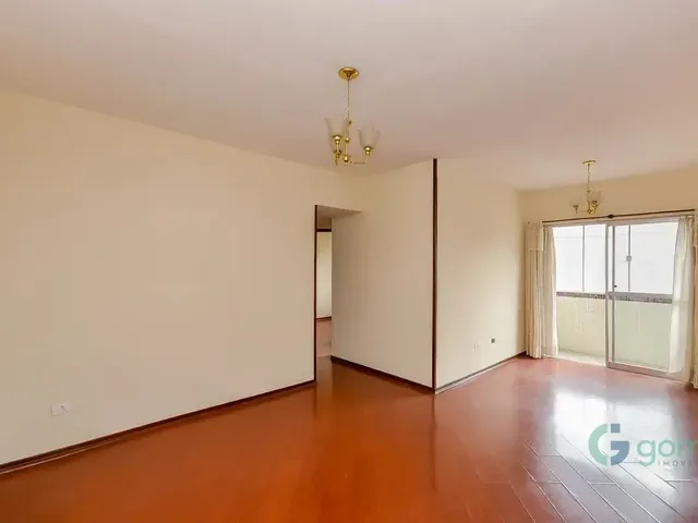 Apartamento 3 quartos e 2 banheiros, à venda ou para alugar, no bairro Portão em Curitiba