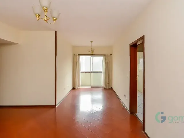 Apartamento 3 quartos e 2 banheiros, à venda ou para alugar, no bairro Portão em Curitiba
