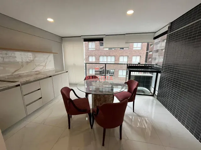 Apartamento 2 quartos e 2 banheiros, para alugar, no bairro Pinheiros em São Paulo