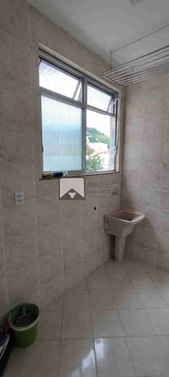 Apartamento à venda com 2 quartos, 70m² - Foto 31