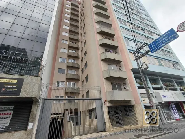 Apartamento 1 quarto e 1 banheiro, para alugar, no bairro Centro em Curitiba