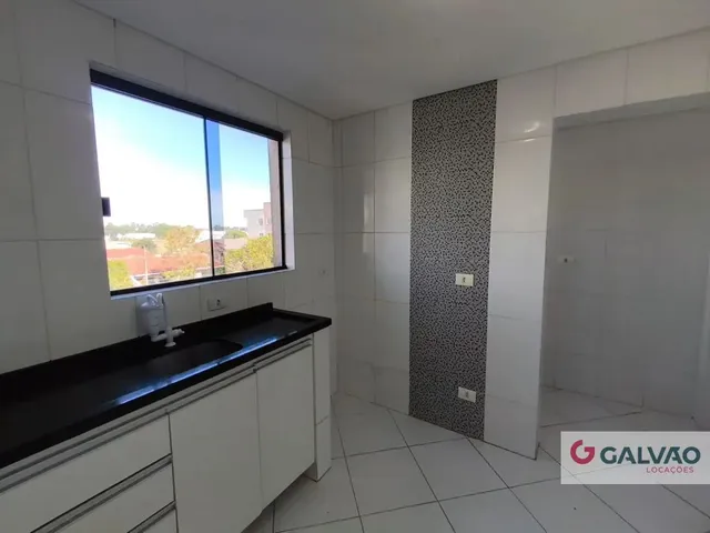 Apartamento 2 quartos e 1 banheiro, para alugar, no bairro Cruzeiro em São José Dos Pinhais
