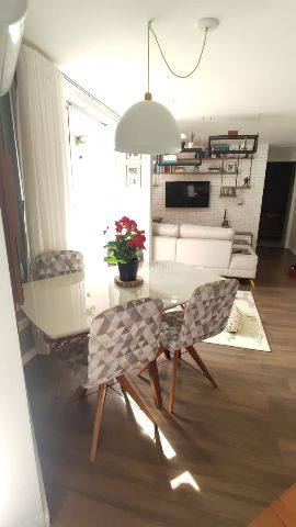 Apartamento com 107m² 2 quartos e 2 banheiros, para alugar, no bairro Andrade em Londrina