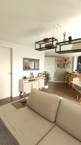 Apartamento com 107m² 3 quartos e 2 banheiros, para alugar, no bairro Andrade em Londrina