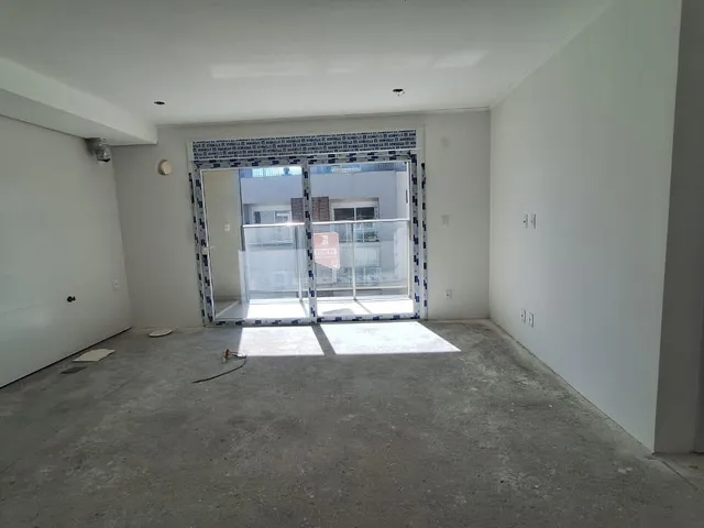 Apartamento com 63m² 2 quartos e 2 banheiros, à venda, no bairro Três Vendas em Pelotas