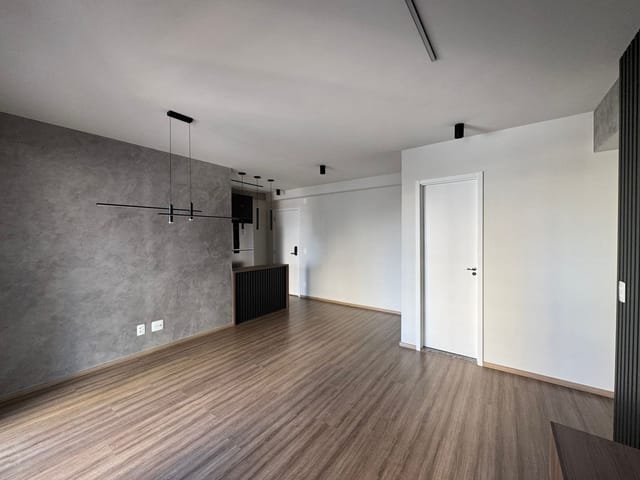 Apartamento 2 quartos e 1 banheiro, para alugar, no bairro Aurora em Londrina