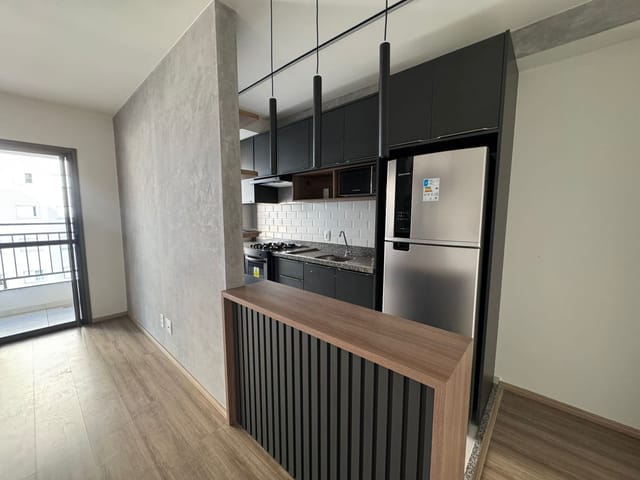 Apartamento 2 quartos e 1 banheiro, para alugar, no bairro Aurora em Londrina