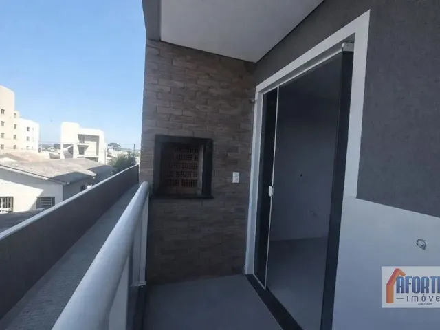 Apartamento 2 quartos e 1 banheiro, à venda, no bairro Pinheirinho em Curitiba