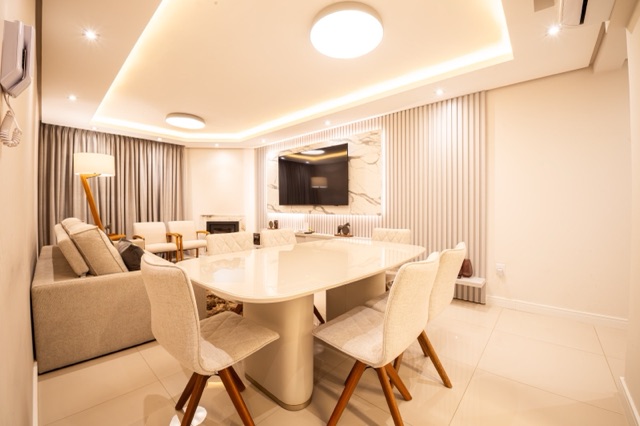 Apartamento com 170m² 3 quartos e 2 banheiros, à venda, no bairro Três Vendas em Pelotas