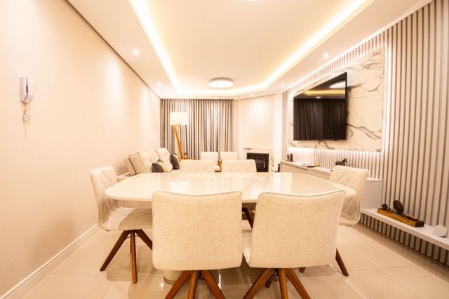 Apartamento com 170m² 3 quartos e 2 banheiros, à venda, no bairro Três Vendas em Pelotas