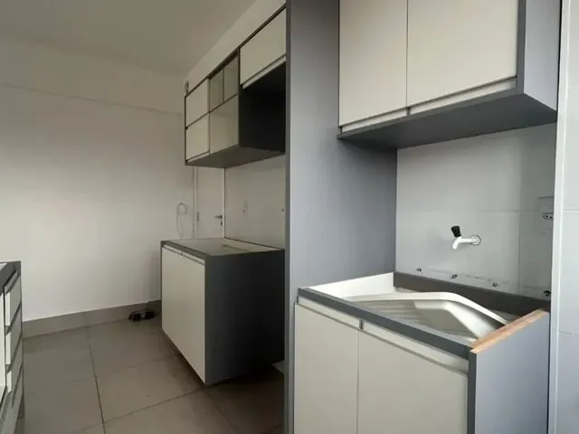 Apartamento 2 quartos e 1 banheiro, para alugar, no bairro Campo Pequeno em Colombo