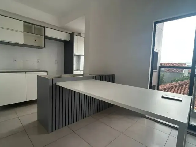 Apartamento 2 quartos e 1 banheiro, para alugar, no bairro Campo Pequeno em Colombo