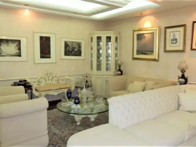 Apartamento 3 quartos e 4 banheiros, à venda, no bairro Batel em Curitiba
