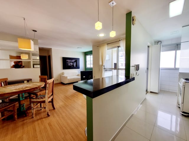 Apartamento com 87m² 2 quartos e 2 banheiros, para alugar, no bairro Bela Suiça em Londrina