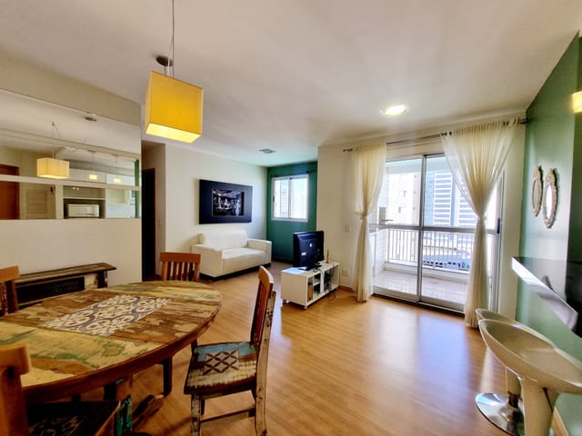 Apartamento com 87m² 2 quartos e 2 banheiros, para alugar, no bairro Bela Suiça em Londrina