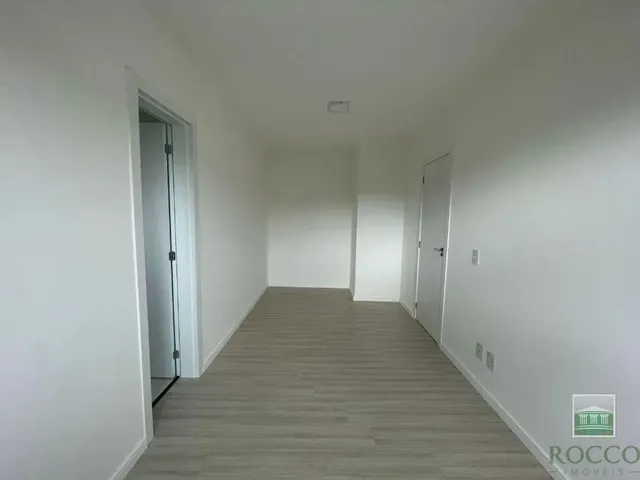 Apartamento 2 quartos e 1 banheiro, para alugar, no bairro Centro em São José Dos Pinhais