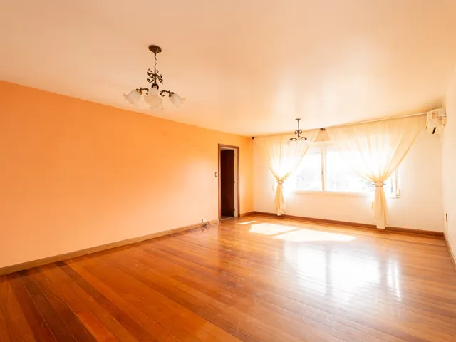 Apartamento com 169m² 3 quartos e 3 banheiros, à venda, no bairro Centro em Pelotas