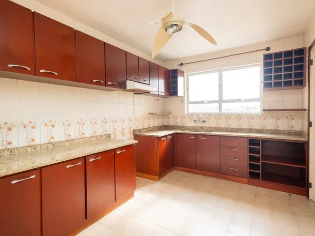 Apartamento com 169m² 3 quartos e 3 banheiros, à venda, no bairro Centro em Pelotas