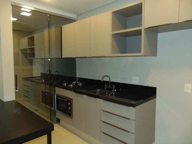 Apartamento com 96m² 1 quarto e 1 banheiro, à venda, no bairro Gleba Fazenda Palhano em Londrina