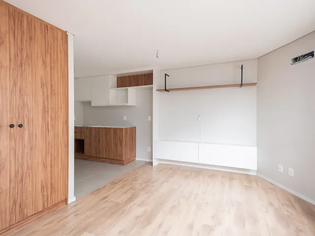 Apartamento 1 quarto e 1 banheiro, à venda, no bairro Areal em Pelotas