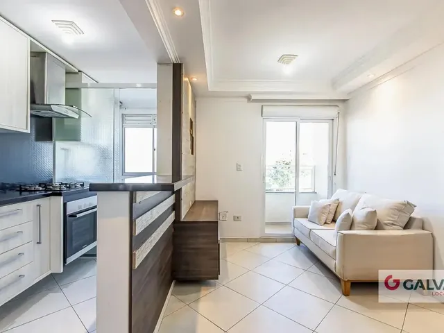 Apartamento 2 quartos e 1 banheiro, para alugar, no bairro Portão em Curitiba