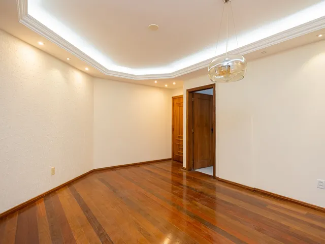 Apartamento com 350m² 3 quartos e 3 banheiros, à venda, no bairro Centro em Pelotas