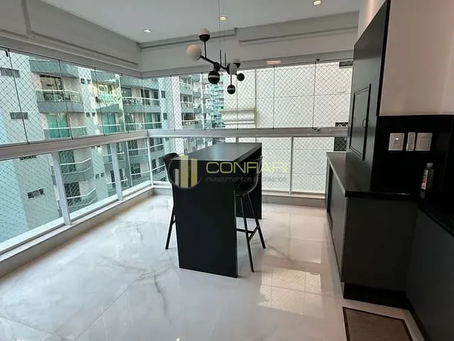 Apartamento 4 quartos e 5 banheiros, à venda, no bairro meia praia em Itapema