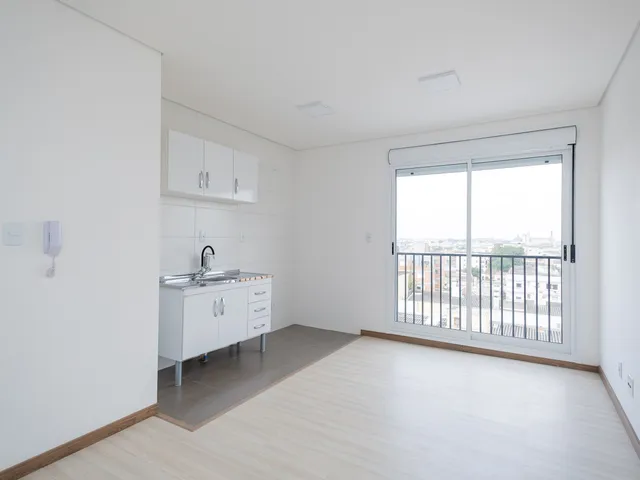 Apartamento 1 quarto e 1 banheiro, para alugar, no bairro Centro em Pelotas