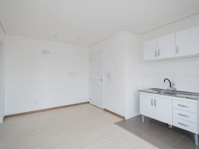 Apartamento 1 quarto e 1 banheiro, para alugar, no bairro Centro em Pelotas