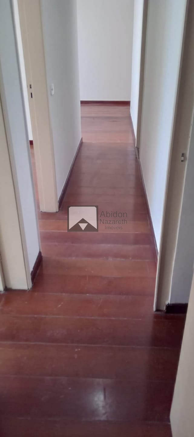 Apartamento à venda com 2 quartos, 70m² - Foto 5